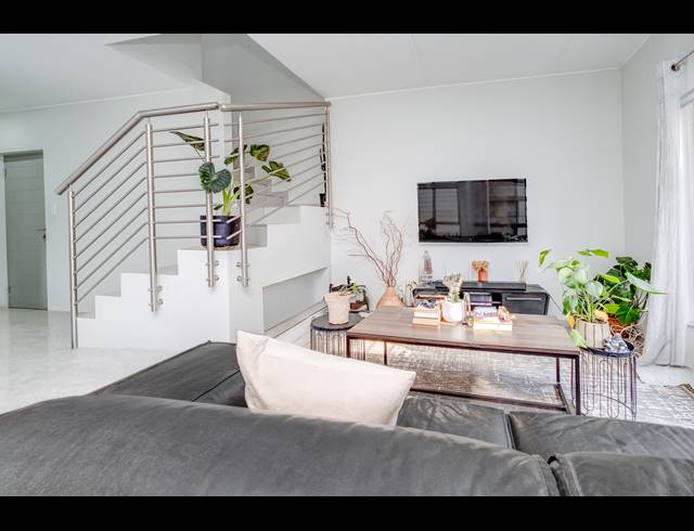 3 BEDROOM TOWNHOUSE FOR SALE IN BROADACRES